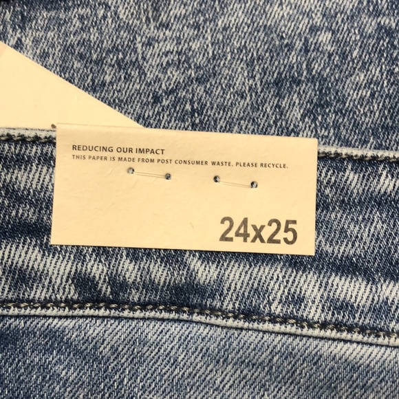 🐠KANCAN Plus Size High Rise Cropped Straight Acid Wash Stretch Jeans | NWT! - Picture 6 of 7